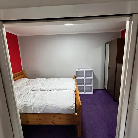 Premium Near Messe Guest house *