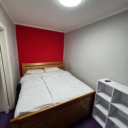 Premium Near Messe Guest house